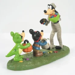 Department 56 Disney Village|Halloween Treats From Goofy